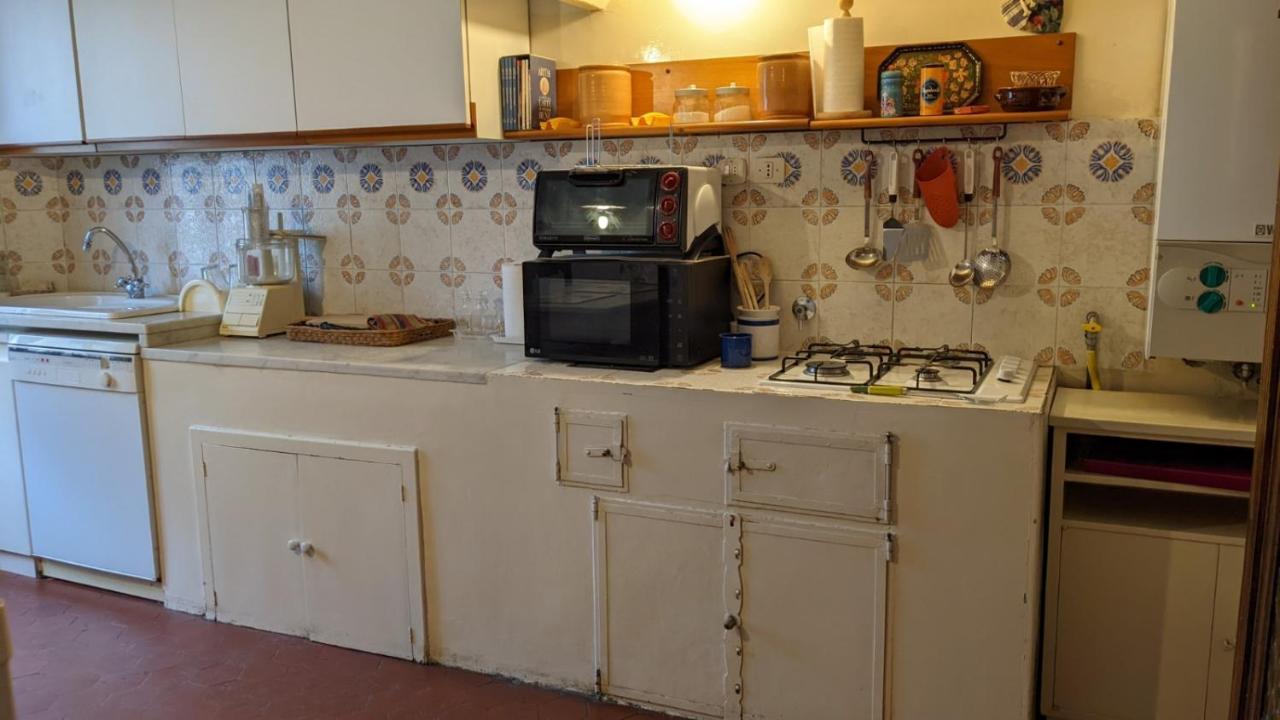 Double Bedroom In Beautiful 30's Style Maison d'hôtes