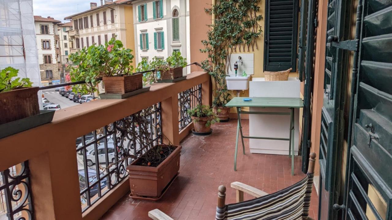 Double Bedroom In Beautiful 30's Style * Florença